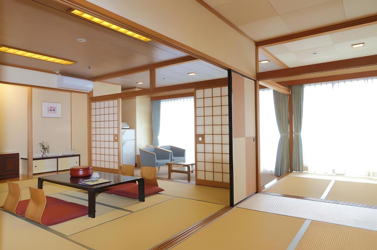New Sunpia Tsuruga Hotel Eksteriør billede