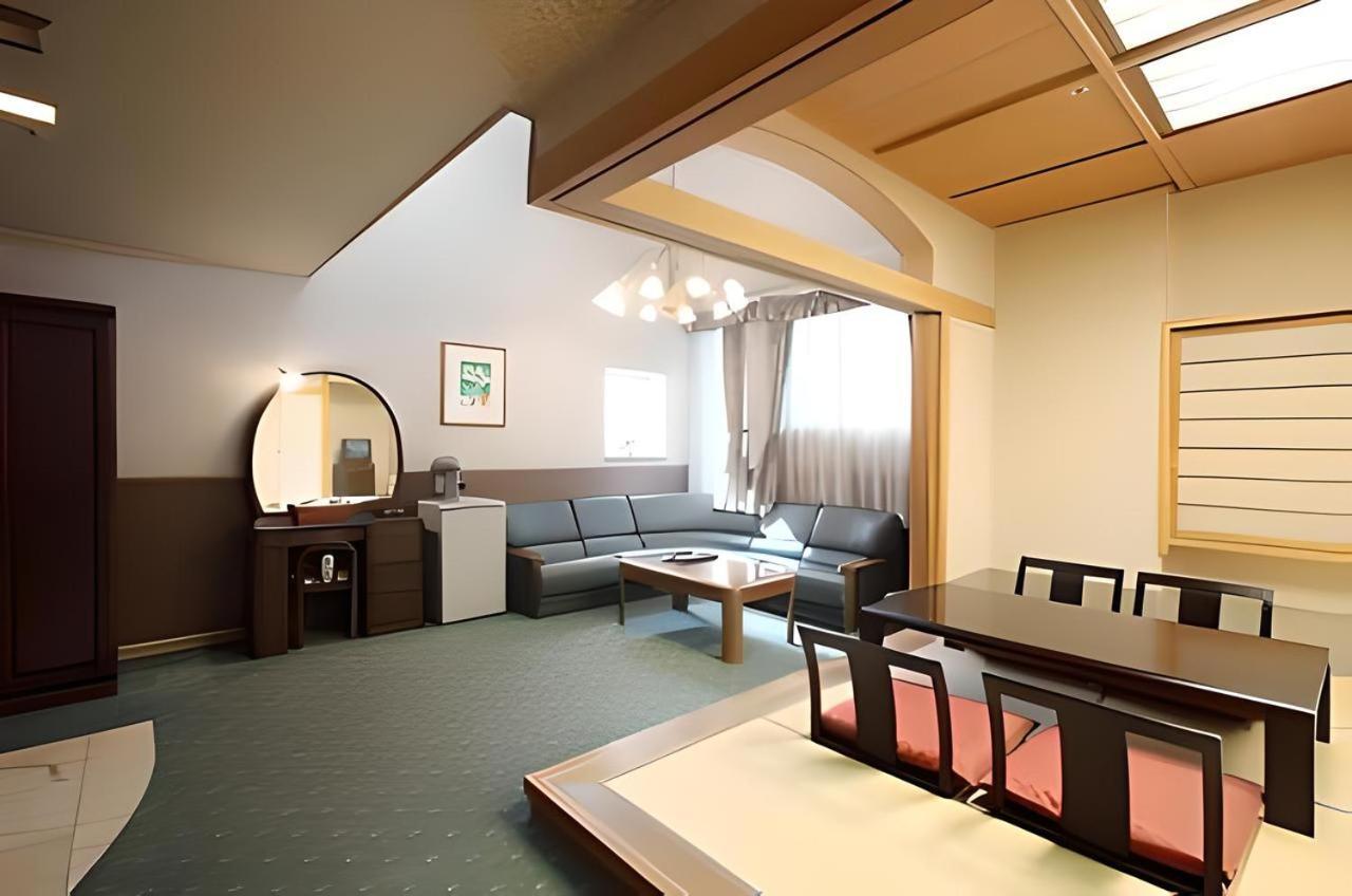 New Sunpia Tsuruga Hotel Eksteriør billede